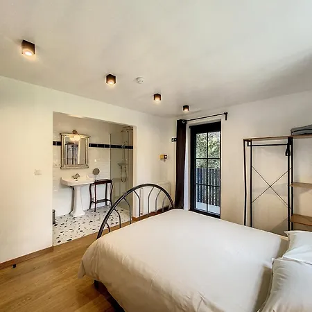 à - A La Belle Epoque D'esneux Hébergement de vacances *