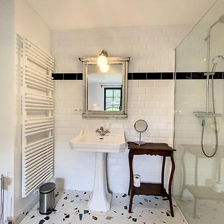 à - A La Belle Epoque D'esneux Esneux