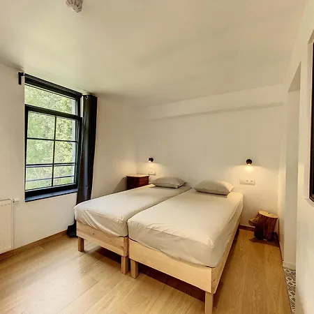 à - A La Belle Epoque D'esneux Hébergement de vacances *