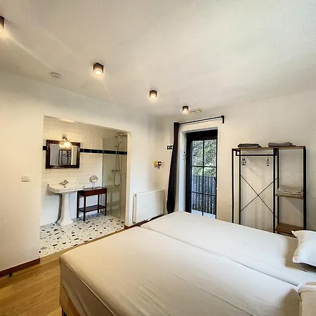 à - A La Belle Epoque D'esneux