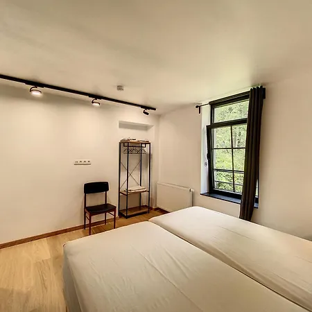 à - A La Belle Epoque D'esneux Hébergement de vacances