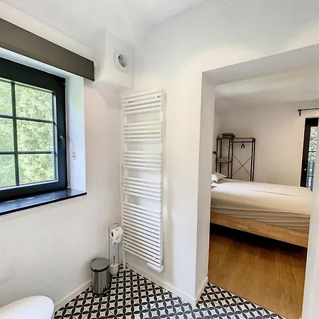 à - A La Belle Epoque D'esneux Hébergement de vacances *